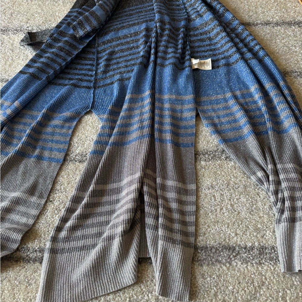 L'AGENCE Gray Ribbed Knit Cardigan - Picture 9 of 12